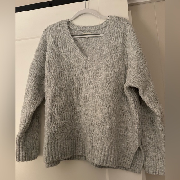 Gray Lucky Brand V-Neck Sweater - Picture 3 of 4
